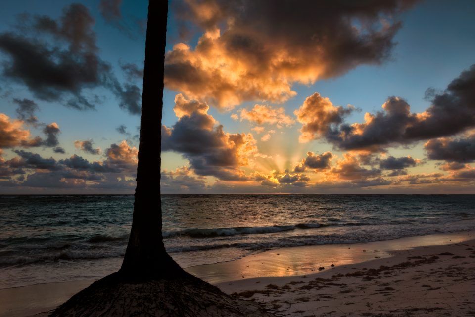 Beach Escape — 25% Off Sea View Rooms